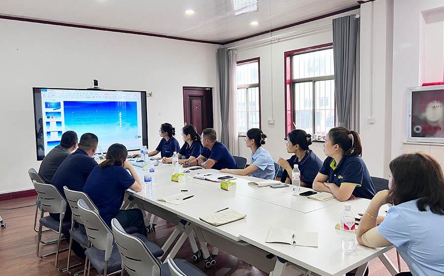 -1_0000_Planning and summarizing meetings